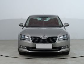 Škoda Superb - 2015