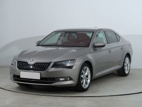 Škoda Superb - 2015
