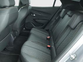 Peugeot e-2008 - 2022