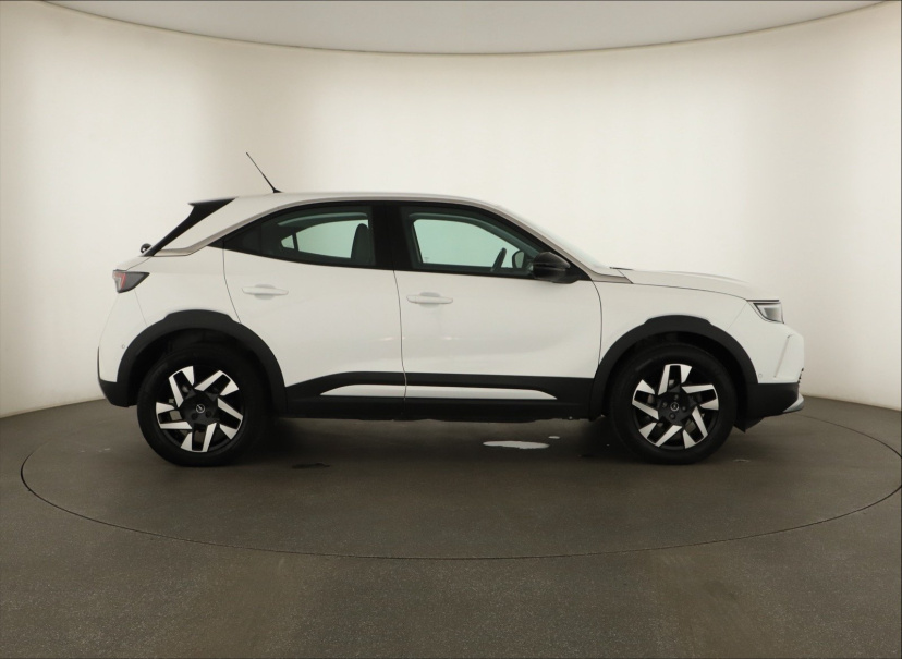 Opel Mokka, 2021