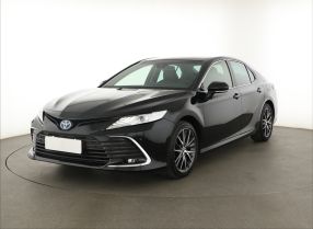 Toyota Camry - 2023