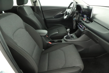 Hyundai i30 - 2023