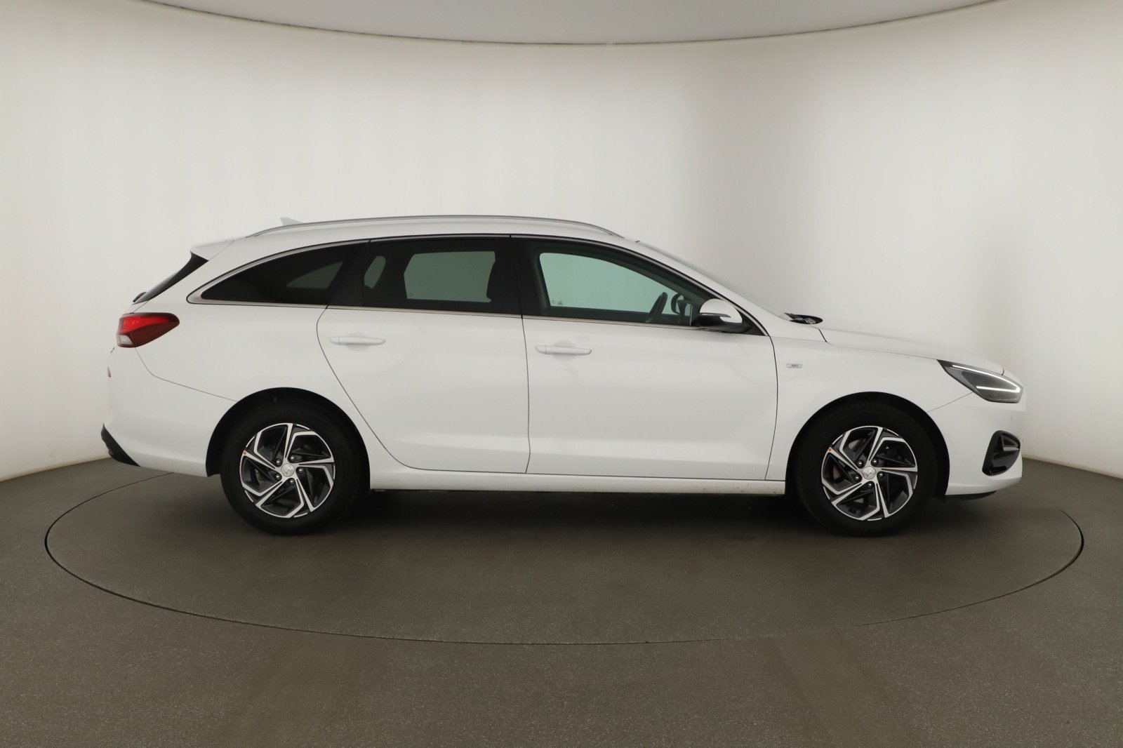 Hyundai i30 - 2023