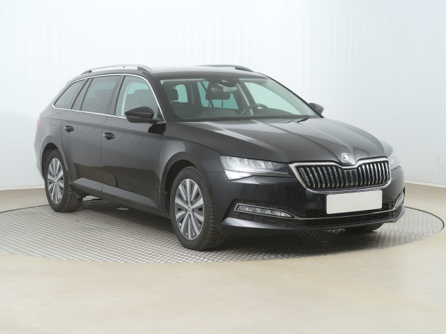 Škoda Superb 2021