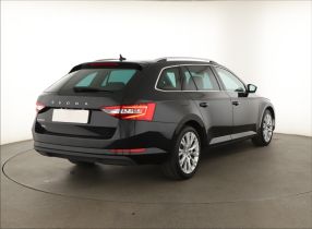 Škoda Superb - 2021
