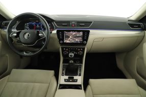 Škoda Superb - 2021