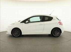 Peugeot 208 - 2013