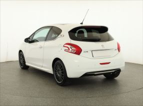 Peugeot 208 - 2013