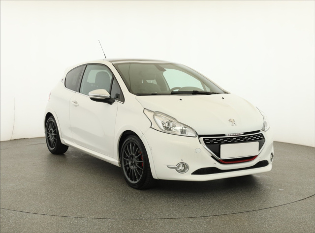 Peugeot 208 2013