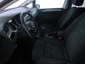 Volkswagen Touran - 2021