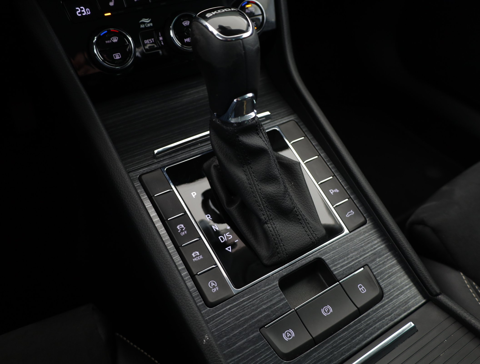 Škoda Superb - 2022