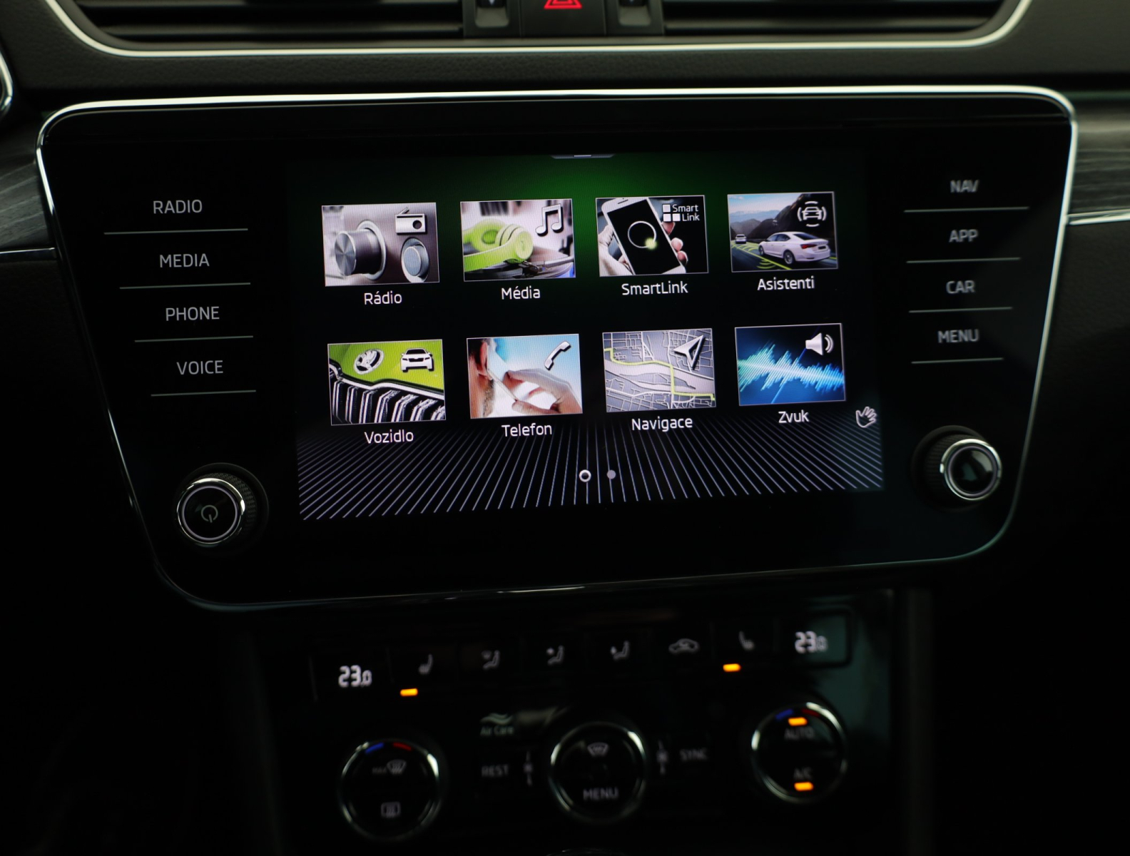 Škoda Superb - 2022