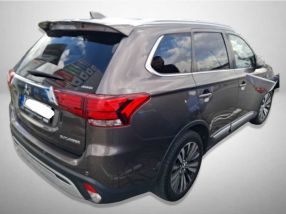Mitsubishi Outlander - 2019