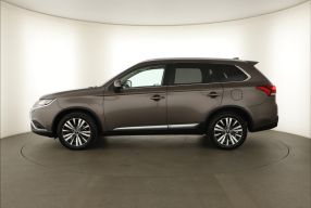 Mitsubishi Outlander - 2019