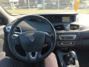 Renault Grand Scenic - 2013