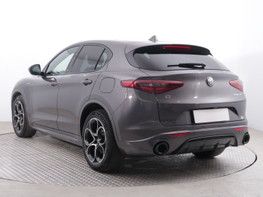 Alfa Romeo Stelvio - 2023