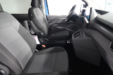 Volkswagen Caravelle - 2025