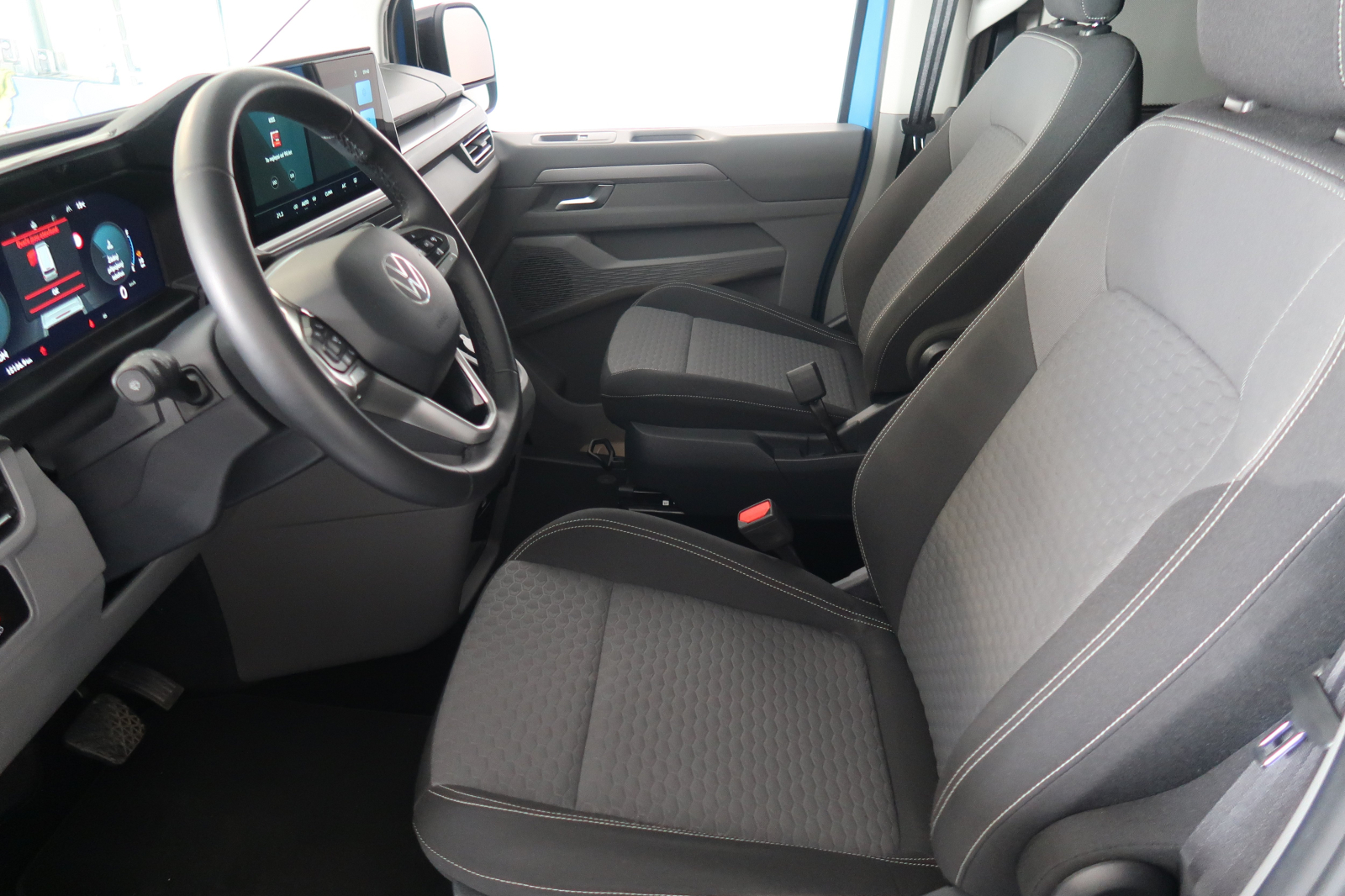 Volkswagen Caravelle - 2025