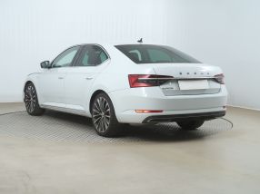 Škoda Superb - 2022