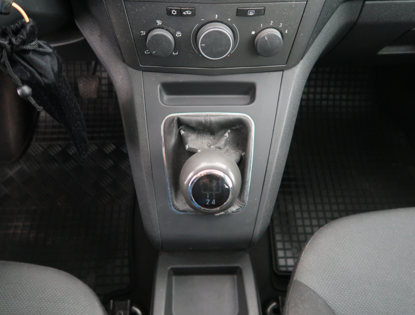 Opel Zafira, 2005