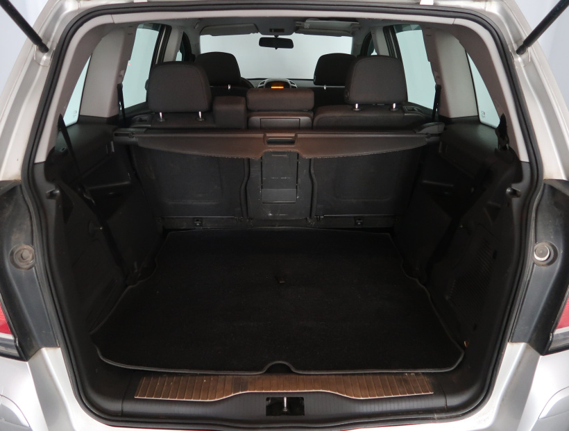 Opel Zafira, 2005