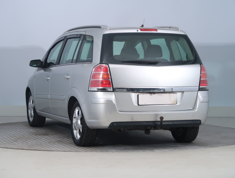 Opel Zafira, 2005