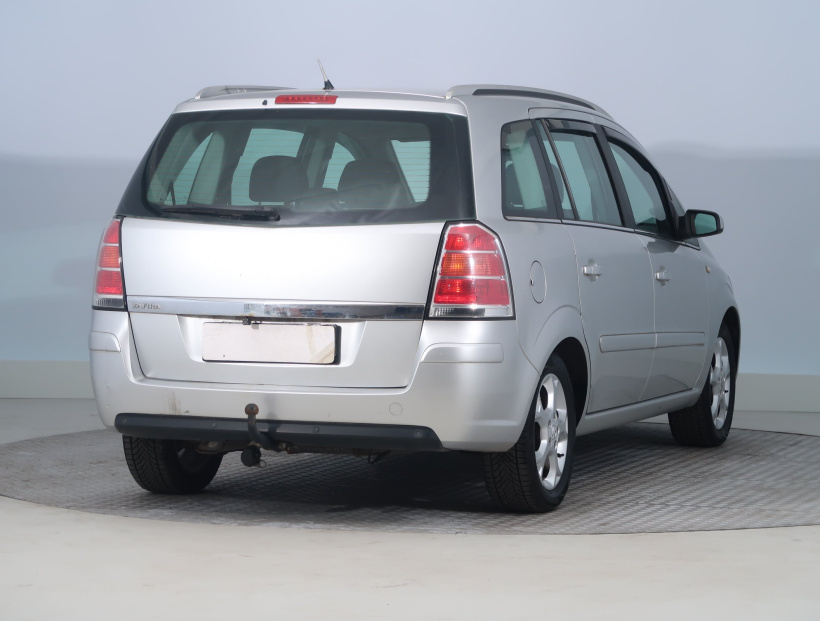 Opel Zafira, 2005