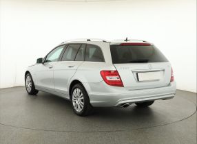 Mercedes-Benz C - 2011