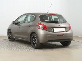 Peugeot 208 - 2013
