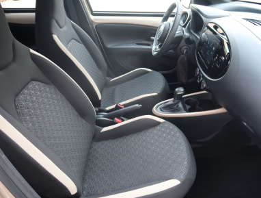 Toyota Aygo X - 2024