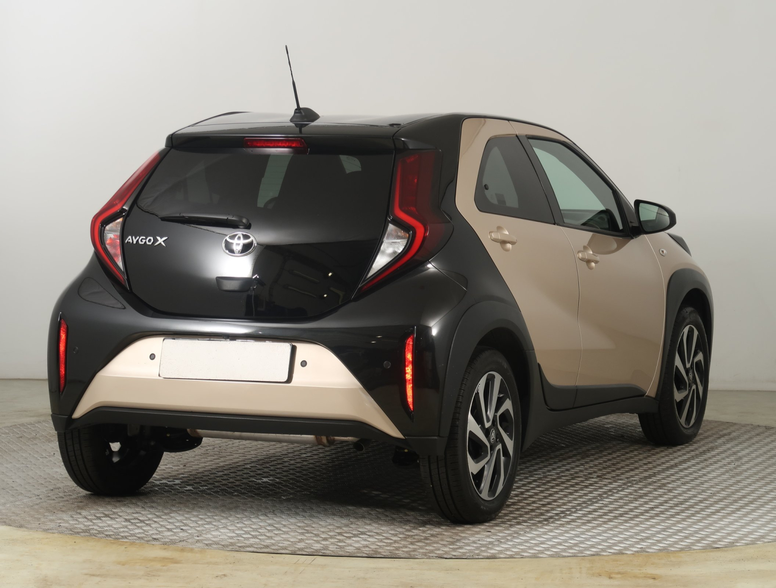 Toyota Aygo X - 2024
