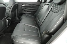 Hyundai Santa Fe - 2023