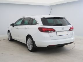 Opel Astra - 2016