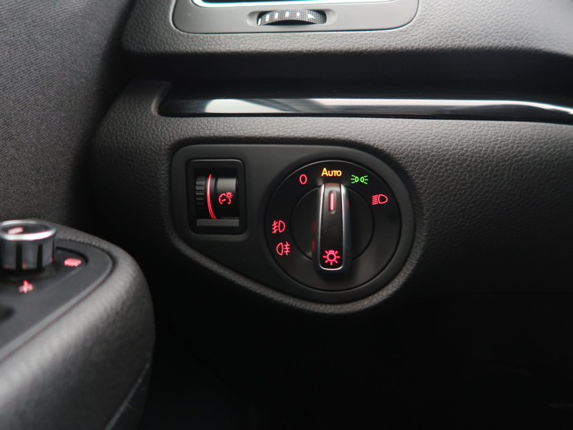Seat Alhambra, 2012