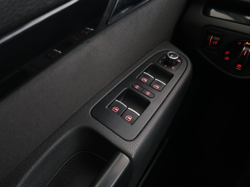 Seat Alhambra, 2012