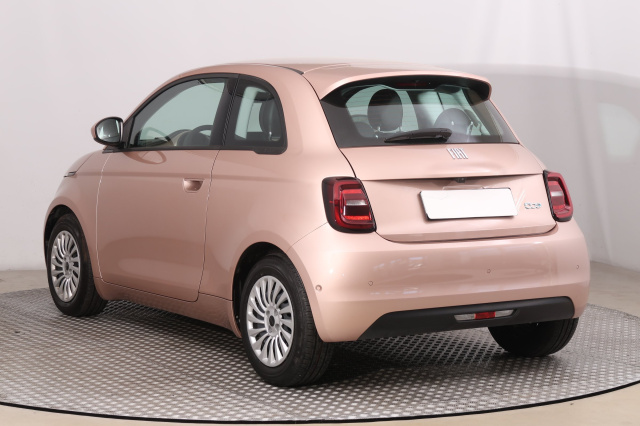 Fiat 500e 42 kWh