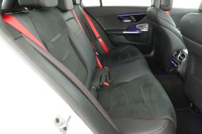 Mercedes-Benz C - 2024