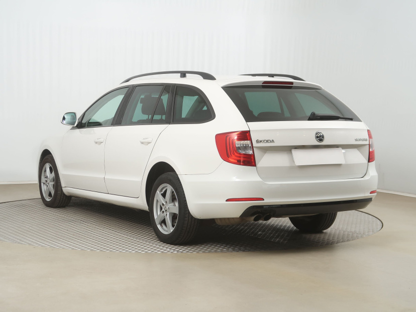 Škoda Superb, 2014