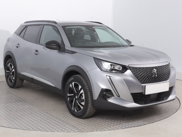 Peugeot e-2008 2023