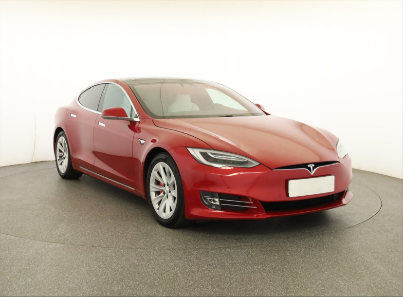 Tesla Model S, 2019