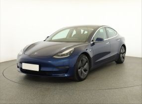 Tesla Model 3 - 2020