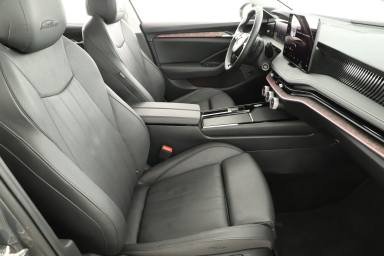 Škoda Superb - 2024