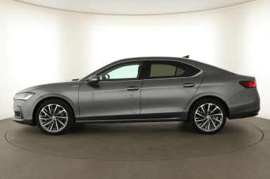 Škoda Superb - 2024