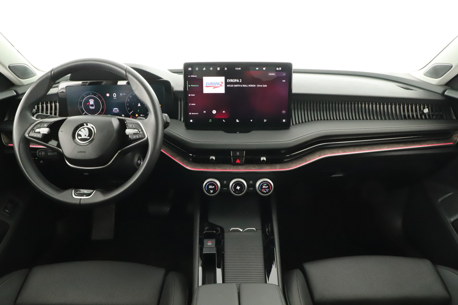 Škoda Superb - 2024