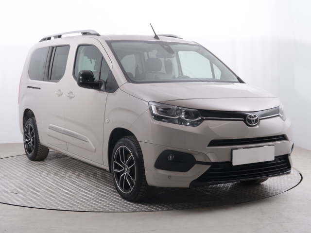 Toyota Proace City Verso 2022