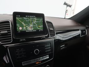 Mercedes-Benz GLE - 2016