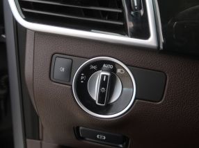 Mercedes-Benz GLE - 2016