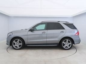 Mercedes-Benz GLE - 2016