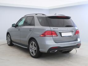 Mercedes-Benz GLE - 2016