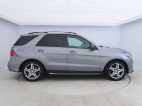 Mercedes-Benz GLE - 2016